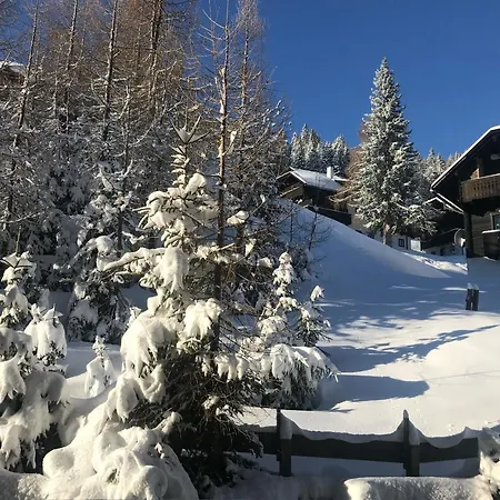 Апартаменты The Mountain Хермагор